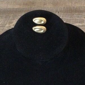 Elegant Gold Oval Post Earrings